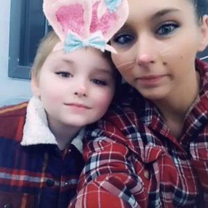 Meet your Posher, Danielle